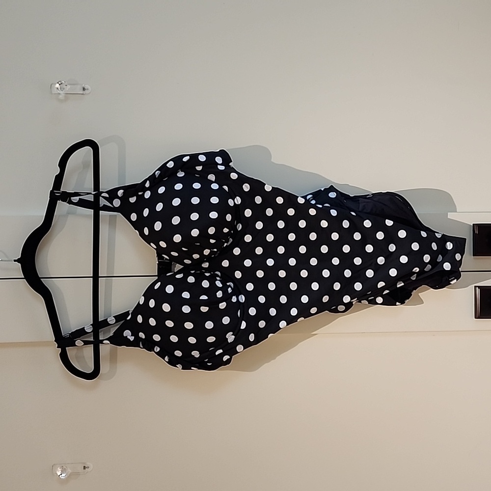 Bathing suit